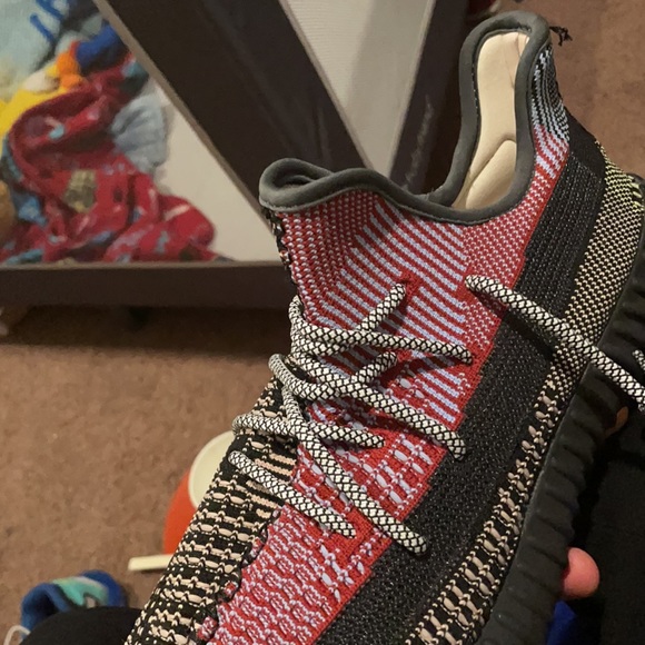 Yeezy boost 350 v2 - Picture 3 of 4